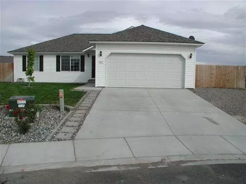 5007 Latimer Ct, Pasco, WA 99301 photo 1