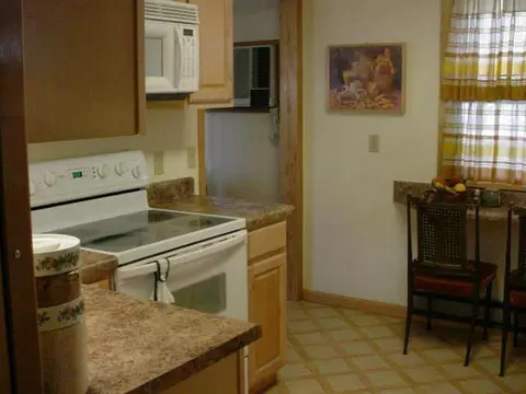 806 N 12th, Pasco, WA 99301 photo 3
