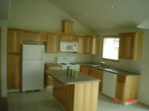 5819 Taft Dr, Pasco, WA 99301 photo 3
