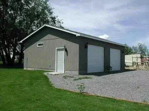 6305 W Richardson, Pasco, WA 99301 photo 2