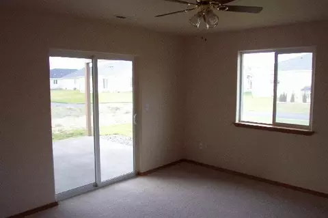 105 Windsor Ln, Pasco, WA 99301 photo 3