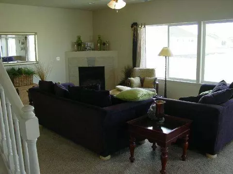 4303 Monterey Dr, Pasco, WA 99301 photo 2