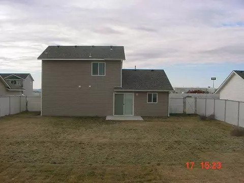 1219 N Beech Ave, Pasco, WA 99301 photo 3