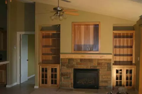 8019 Chehalis, Pasco, WA 99301 photo 2