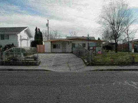 916 W Jan St, Pasco, WA 99301 photo 1