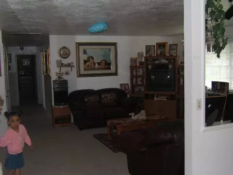 2103 N 7th, Pasco, WA 99301 photo 2