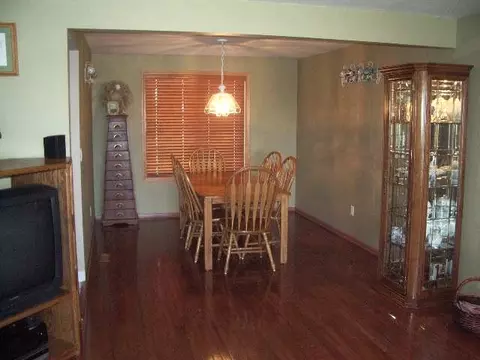 6415 Comiskey, Pasco, WA 99301 photo 2