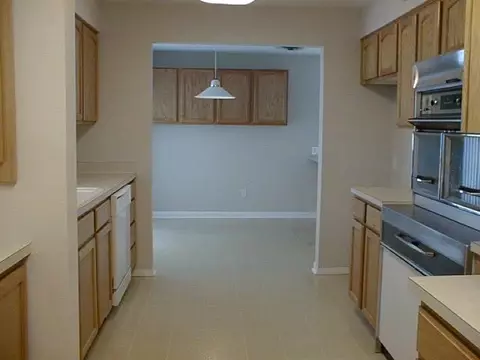 416 N 8th, Pasco, WA 99301 photo 5