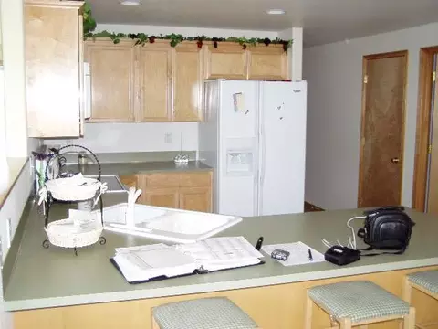 8104 Langara, Pasco, WA 99301 photo 3