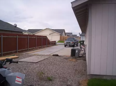 7908 Langara Dr, Pasco, WA 99301 photo 2