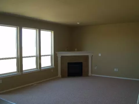 5010 Lucena Dr, Pasco, WA 99301 photo 2