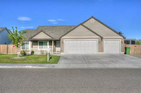 6211 Exeter Ln, Pasco, WA 99301 photo 1