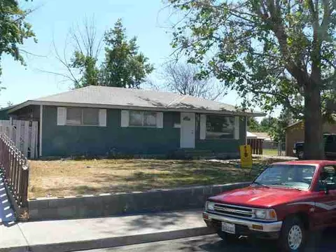 2107 N 19th Dr, Pasco, WA 99301 photo 1