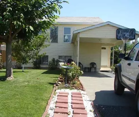 819 S 12th Ave, Pasco, WA 99301 photo 1