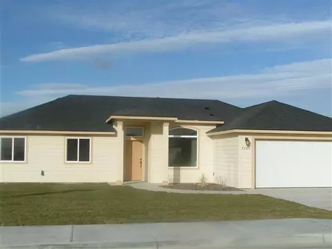 3303 Estrella Dr, Pasco, WA 99301 photo 1