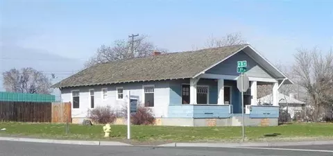 832 S 9th Ave, Pasco, WA 99301 photo 1