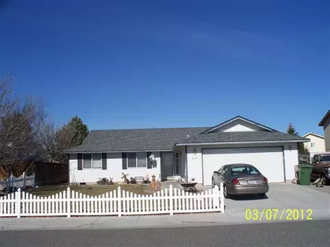6403 Comiskey Dr, Pasco, WA 99301 photo 1