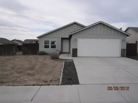 5012 Bucanannan Ln, Pasco, WA 99301 photo 1