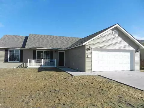 2703 E Helena St, Pasco, WA 99301 photo 1