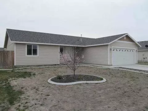 4621 Moline Ln, Pasco, WA 99301 photo 1