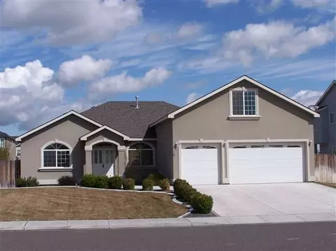 4815 Malaga Dr, Pasco, WA 99301 photo 1