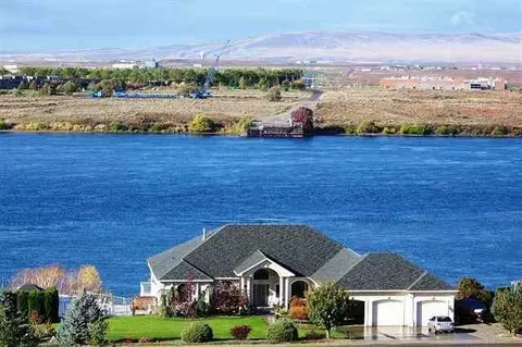 140 Ridgeview Dr, Pasco, WA 99301 photo 1