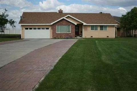 10 Marigold Loop, Pasco, WA 99301 photo 1
