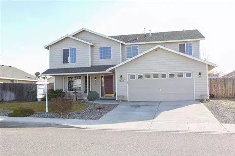 7612 Estevan Dr, Pasco, WA 99301 photo 1