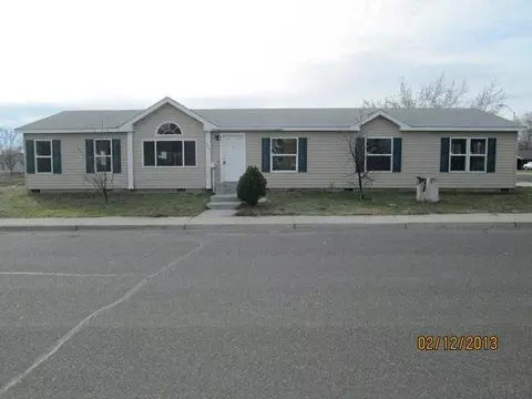 1804 E Helena St, Pasco, WA 99301 photo 1