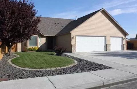 5808 Taft Dr, Pasco, WA 99301 photo 1