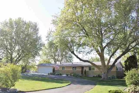 8616 W Richardson Rd, Pasco, WA 99301 photo 1