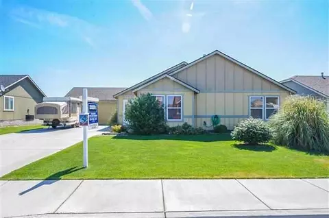 5711 Robert Wayne Dr, Pasco, WA 99301 photo 1