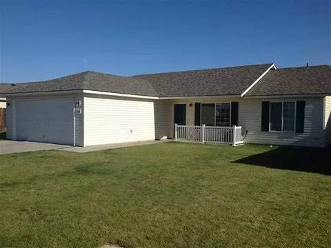 2524 Spruce, Pasco, WA 99301 photo 1