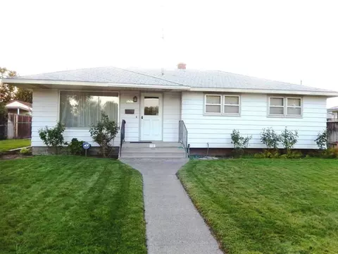 1712 N 18th Ave, Pasco, WA 99301 photo 1