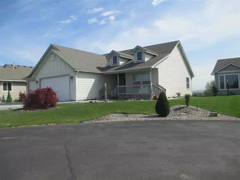 114 Henley Dr, Pasco, WA 99301 photo 1