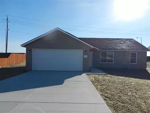 2716 Custer Ct, Pasco, WA 99301 photo 1