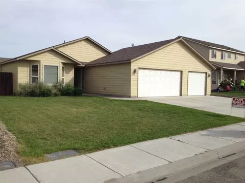 5716 Taft Dr, Pasco, WA 99301 photo 1