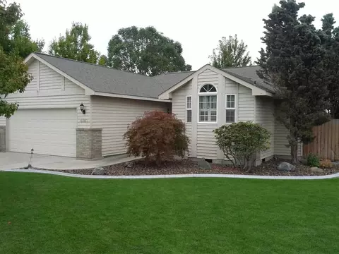 4002 Meadowview Dr, Pasco, WA 99301 photo 1
