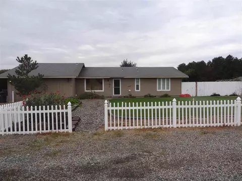 10016 Maple Dr, Pasco, WA 99301 photo 1