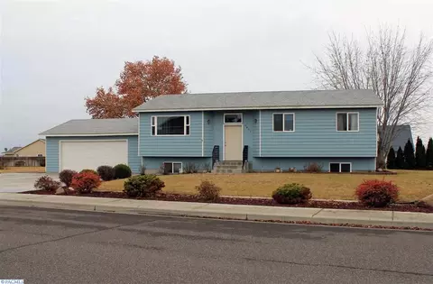 3801 Meadow Ct, Pasco, WA 99301 photo 1