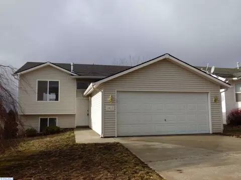 1915 NW Canyon View Dr, Pullman, WA 99163 photo 1