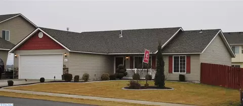 4011 Twilight Ct, Pasco, WA 99301 photo 1