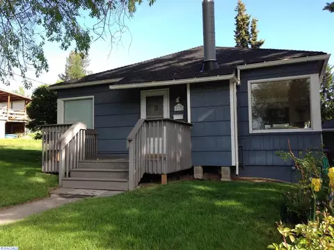 410 NW Harrison, Pullman, WA 99163 photo 1