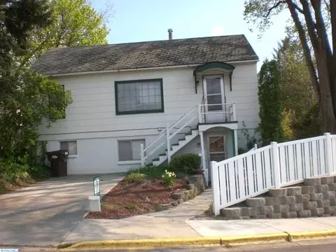 105 SE South St, Pullman, WA 99163 photo 1