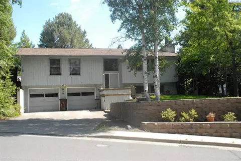 910 SE Derby, Pullman, WA 99163 photo 1