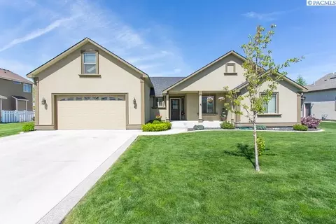 4 Blue Star Ct, Pasco, WA 99301 photo 1