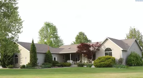 11 Aquarius Dr, Pasco, WA 99301 photo 1