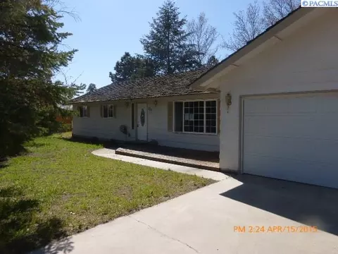 331 Beech Pl, Connell, WA 99326 photo 1