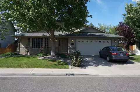 6407 Comiskey Dr, Pasco, WA 99301 photo 1