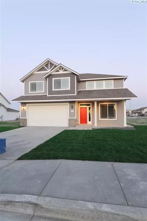 4313 Palmyra Dr, Pasco, WA 99301 photo 1